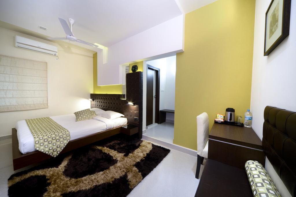Hotel Serenity La Vista Hyderabad Exterior foto